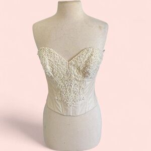1990’s Vintage Cream Ivory Boning Zip Up Beaded Sweetheart Bridal Bodice Top